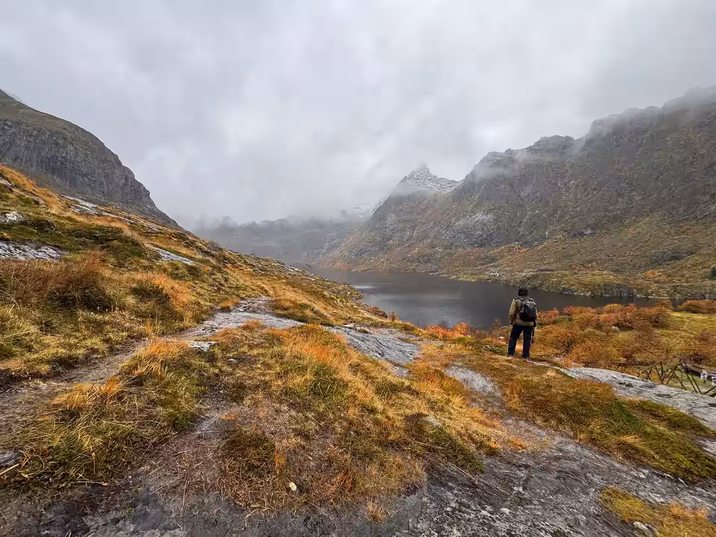 Herbstliche Nordlichter in Norwegen